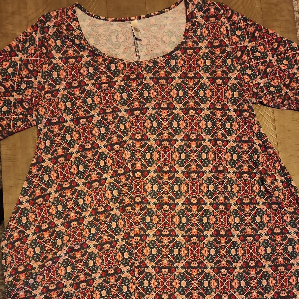 LuLaRoe Multicolor Geometric Blouse